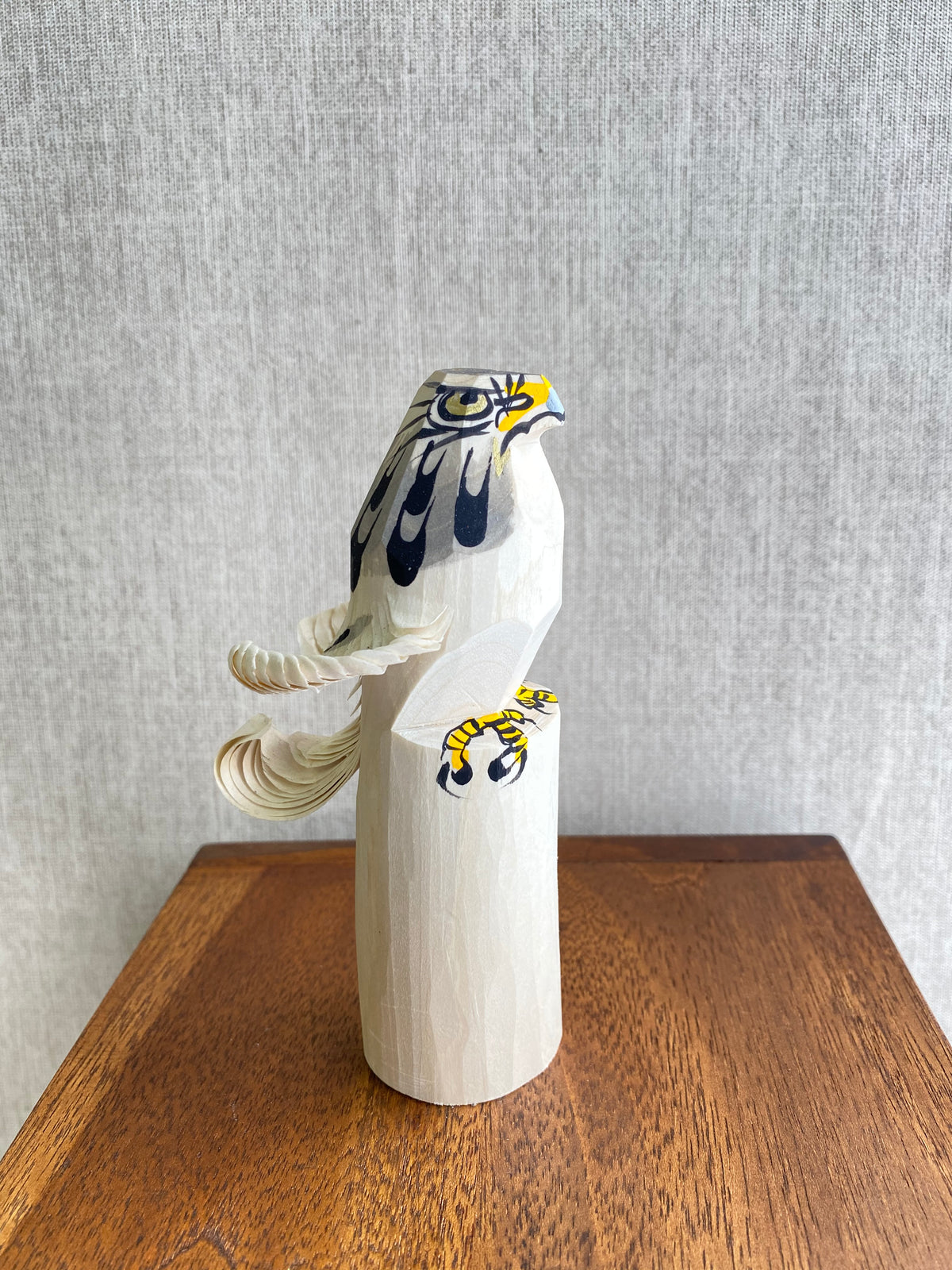 笹野一刀彫 鷹山 お鷹ぽっぽ 4号｜道の駅米沢